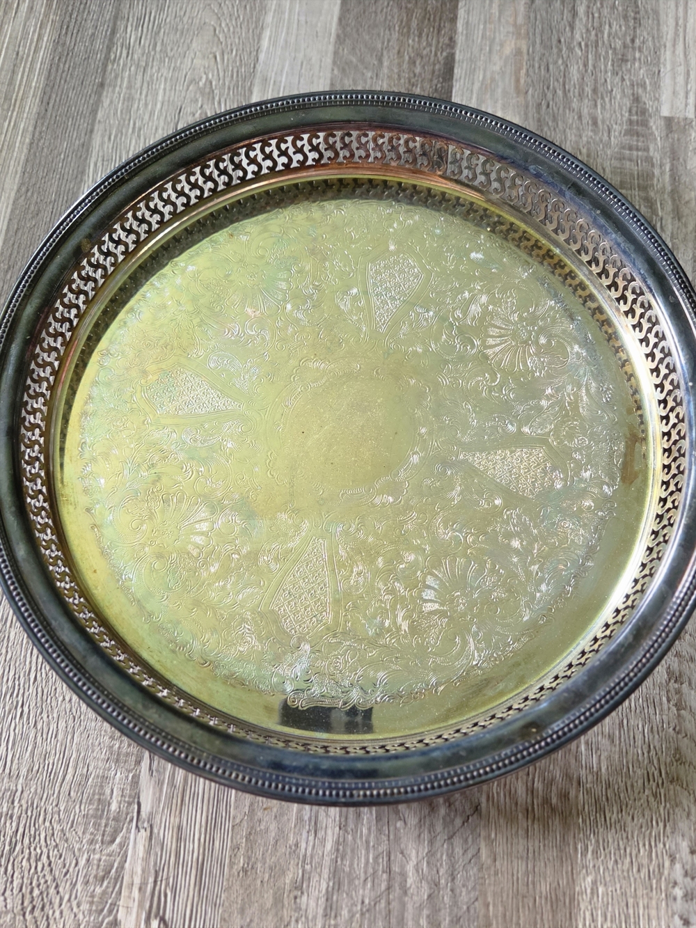 Oneida USA Vintage Silver Plated Gallery Tray Round Engraved Serving Platter